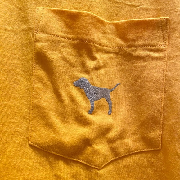 Bundle of 2 PINK shirts, Medium oversized - Picture 6 of 10